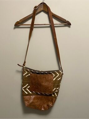 Grace Design Brooklyn Crossbody Brown Leather & Canvas Bag Purse